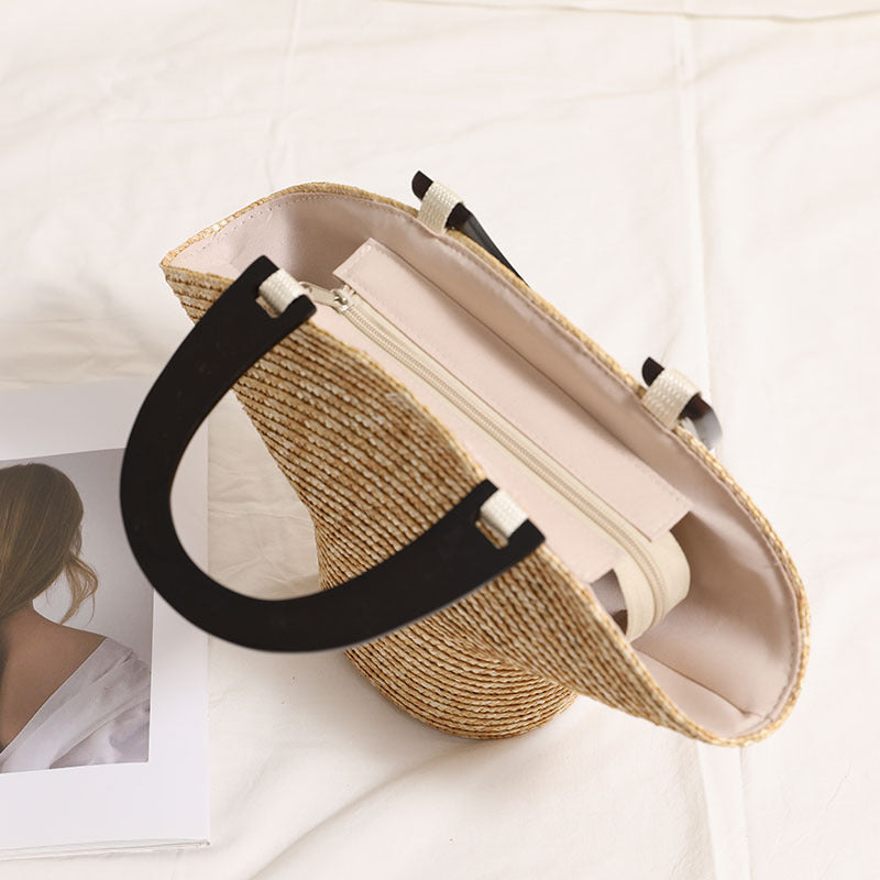 Wooden Handle Hat Shaped Straw Bag