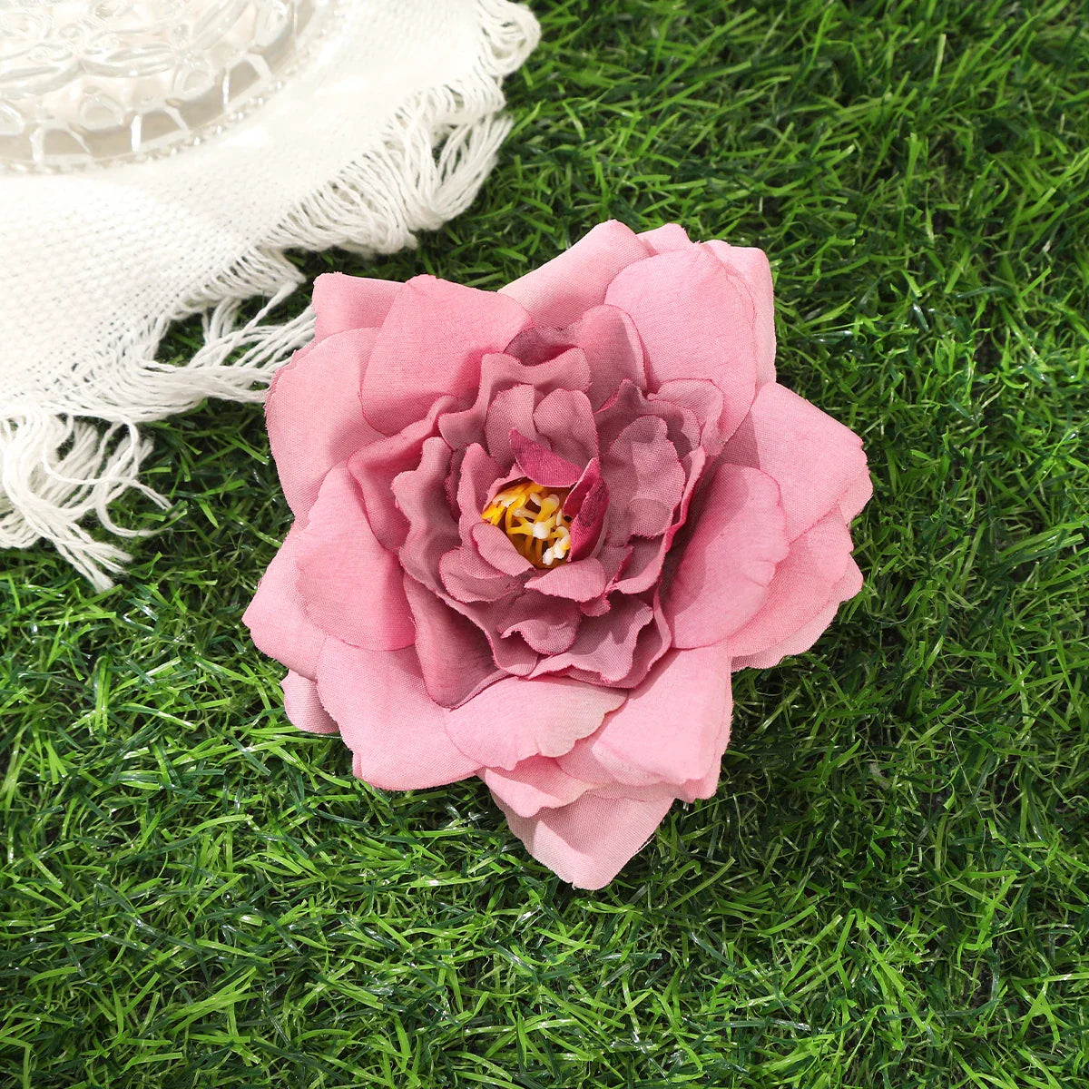 Away Hawaiian Flower Hair Clip